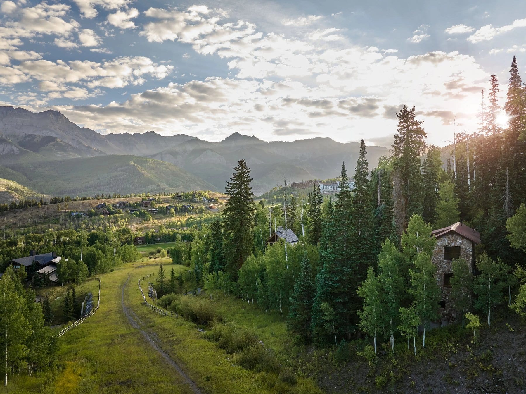 401 Larkspur Ln, Mountain Village