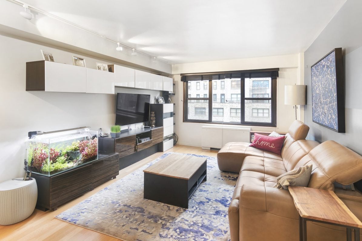 220 East 57th Street, Unit 17G