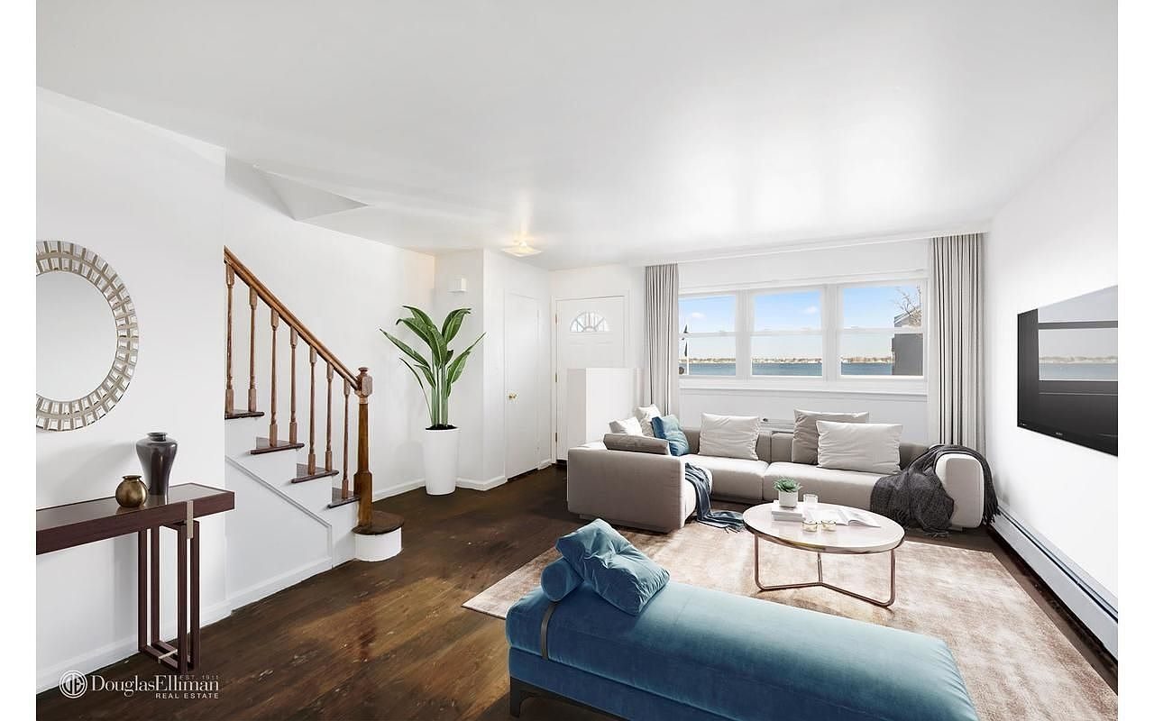1453 Shore Drive — photo 1