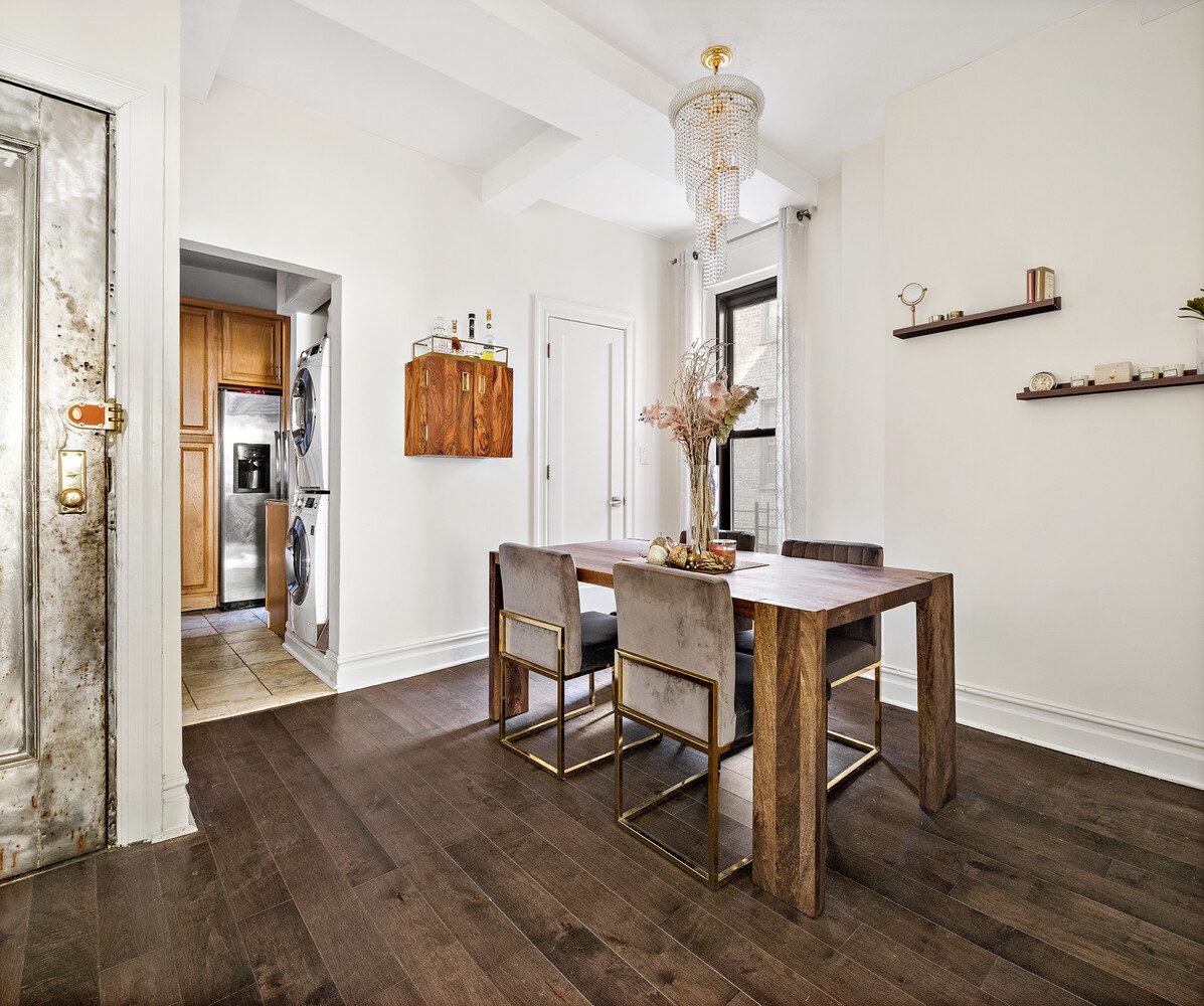 152 West 58th Street, Unit 8A — photo 2