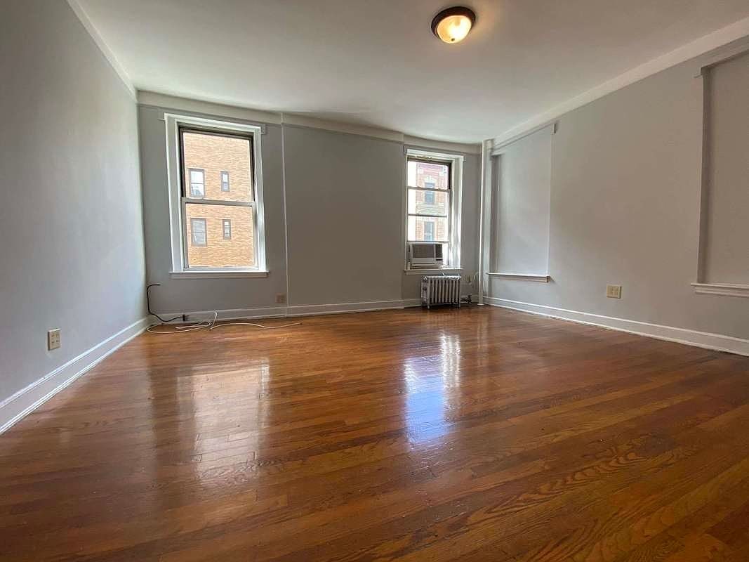 173 East 91st Street, Unit 3B — photo 2