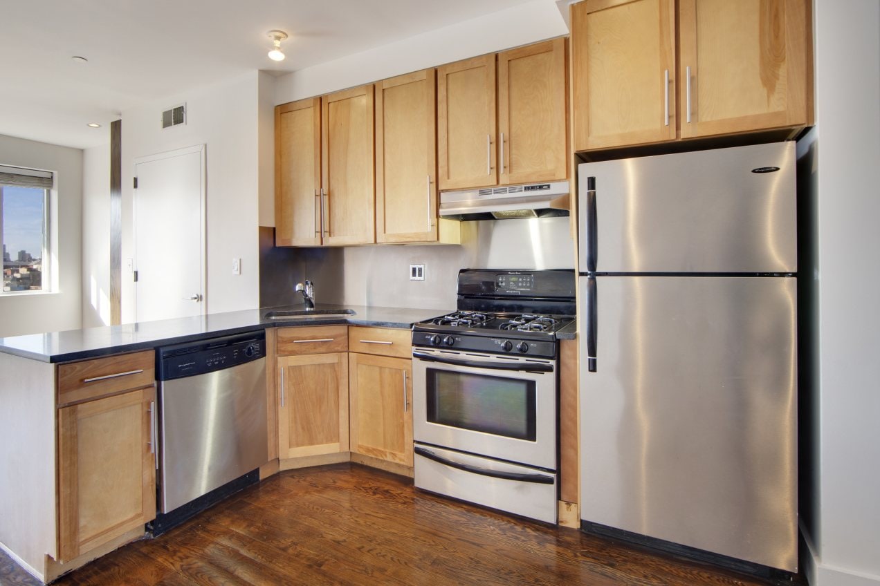 191 Spencer Street, Unit 8A — photo 4