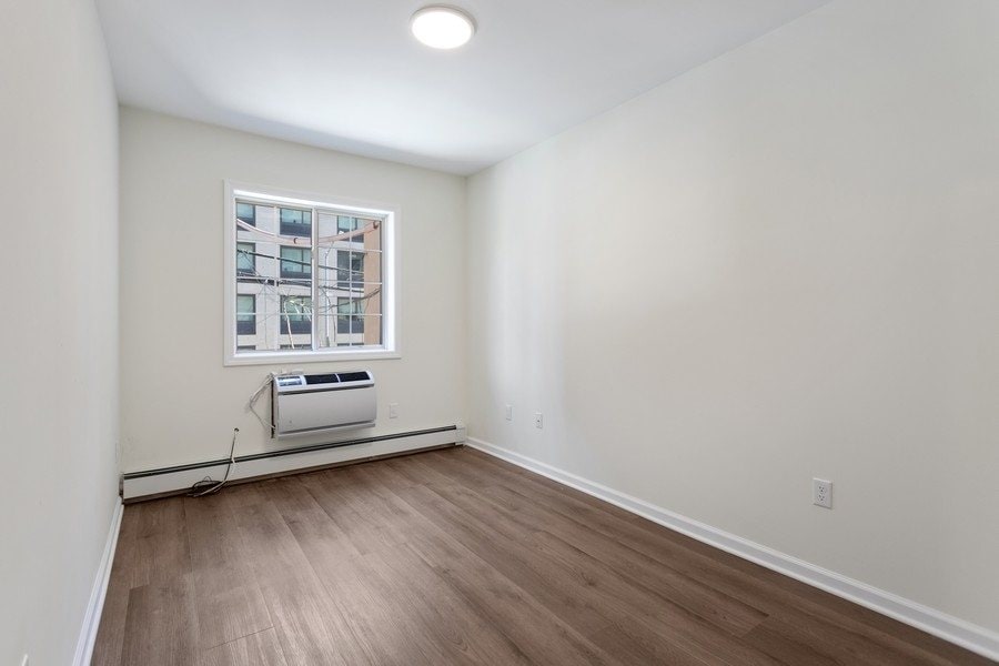 2015 Arthur Avenue, Unit 2 — photo 4