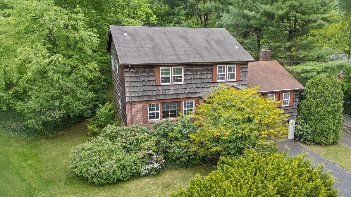24 Van Etten Boulevard — photo 2
