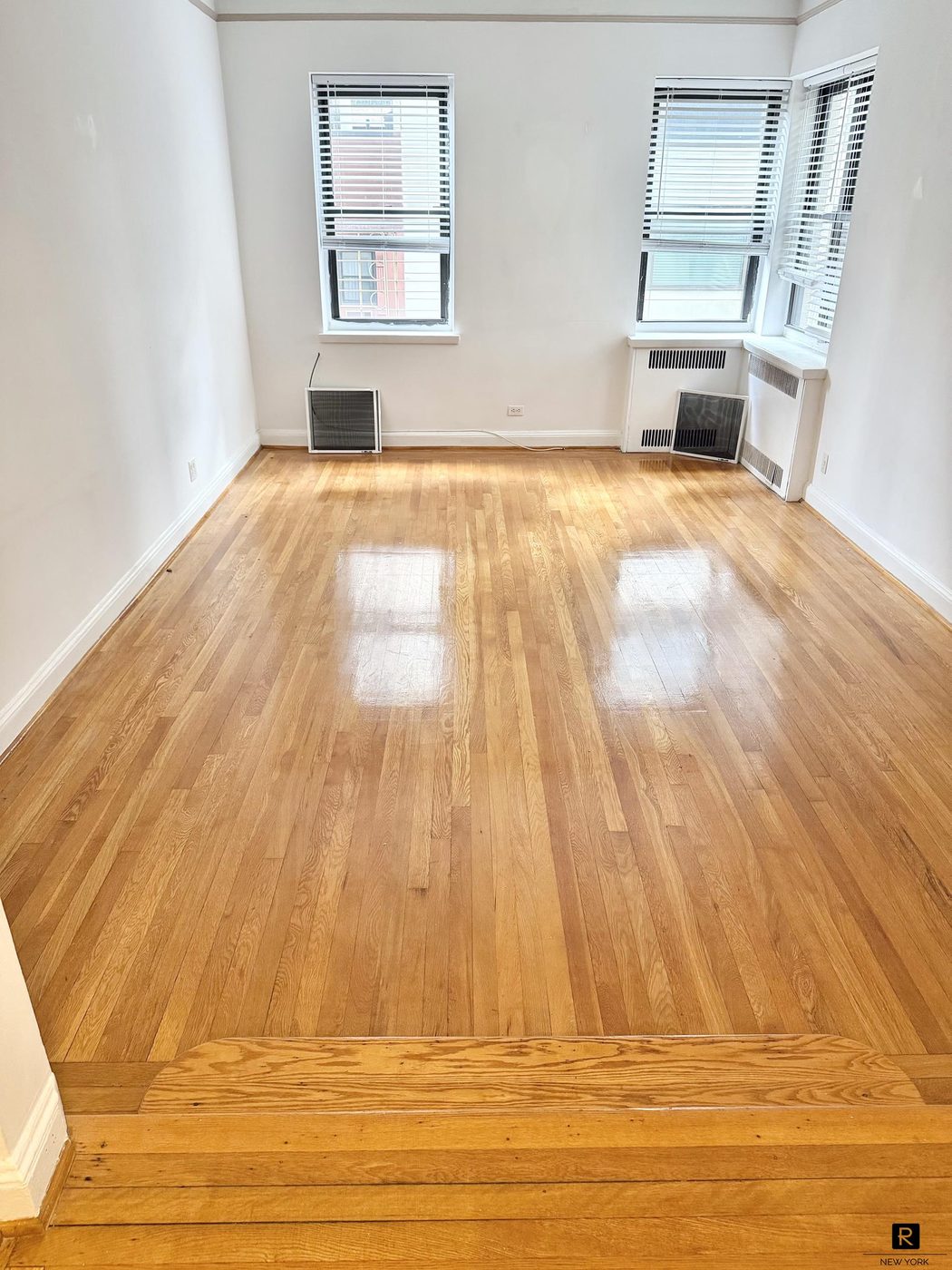 29 West 65th Street, Unit 6B — photo 1
