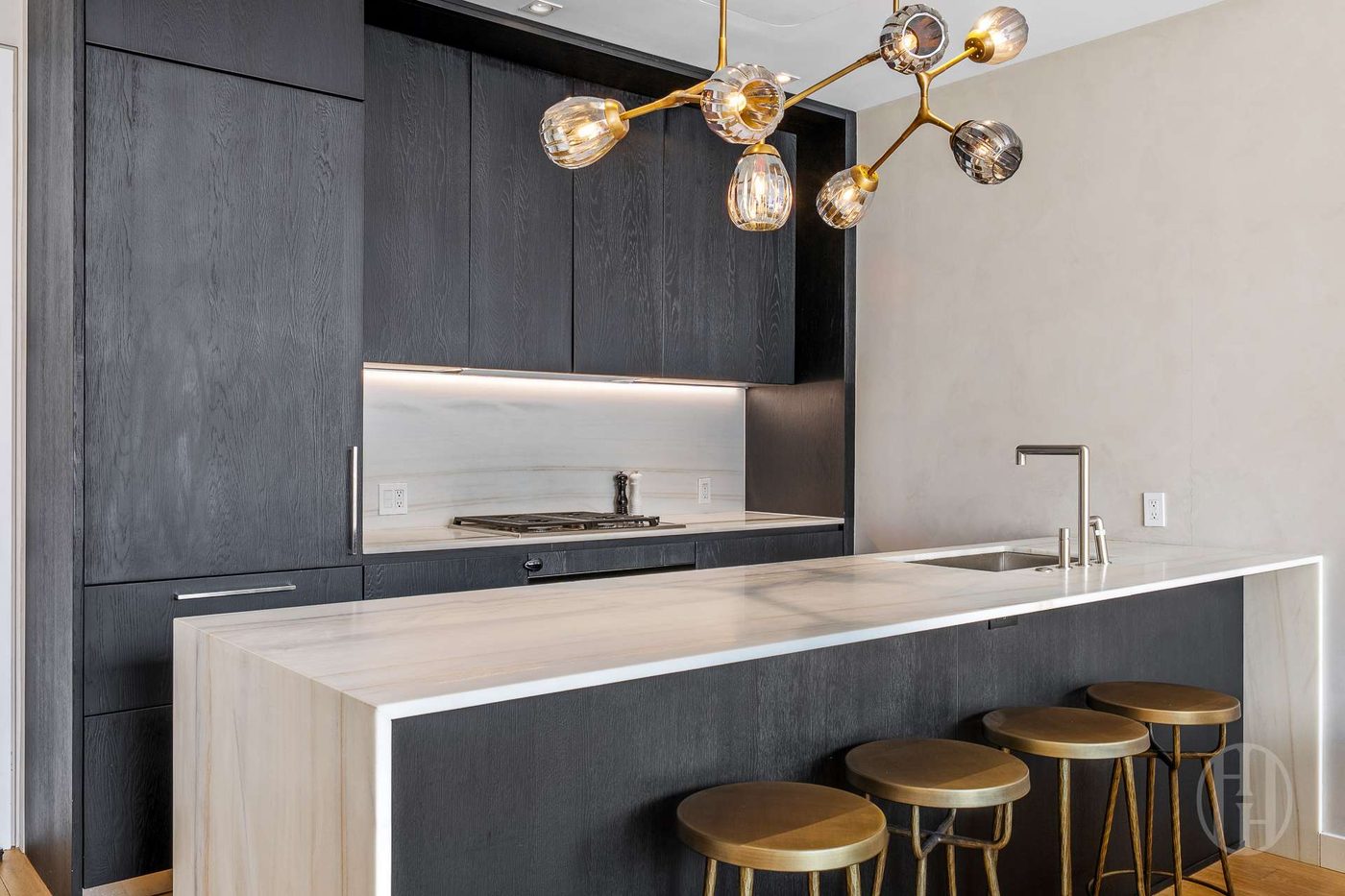 32 East 1st Street, Unit 4D — photo 3