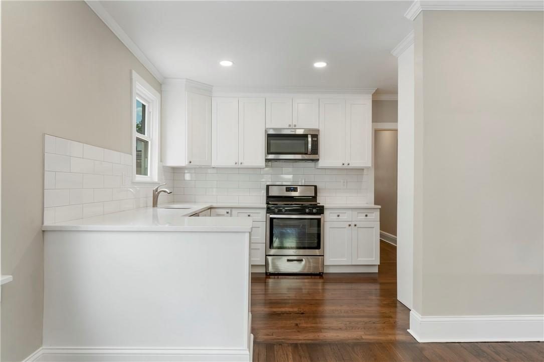 9 4th Street, Unit LEFT — photo 2