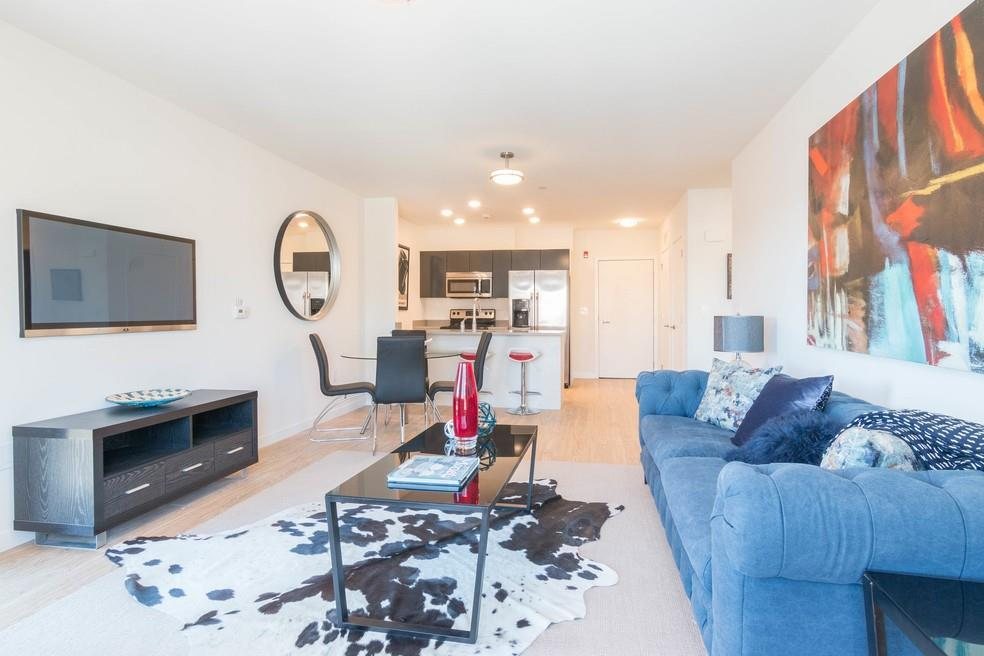 120 North Pearl Street, Unit 211 — photo 4