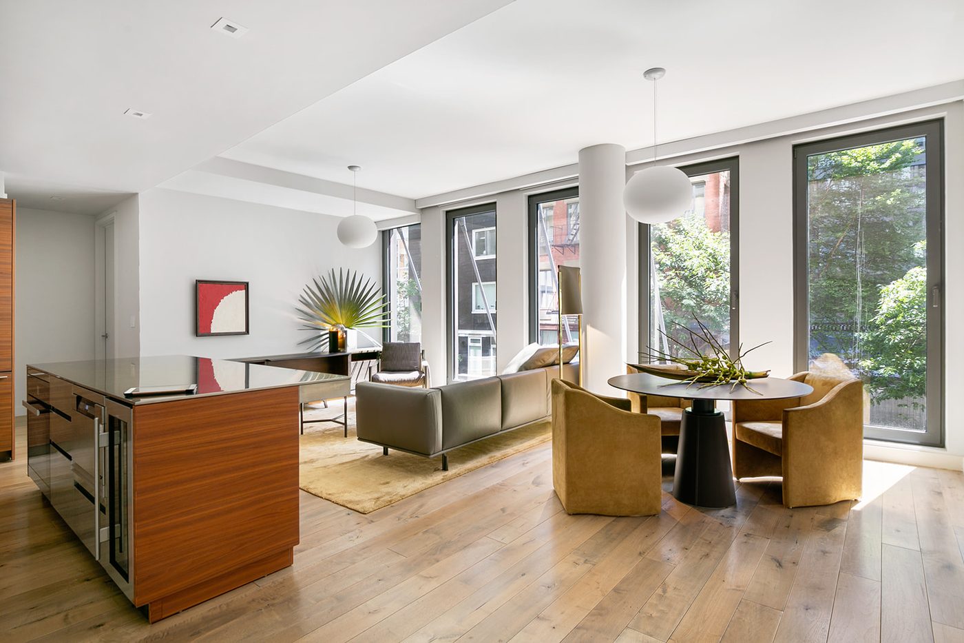 15 Renwick Street, Unit 202 — photo 1