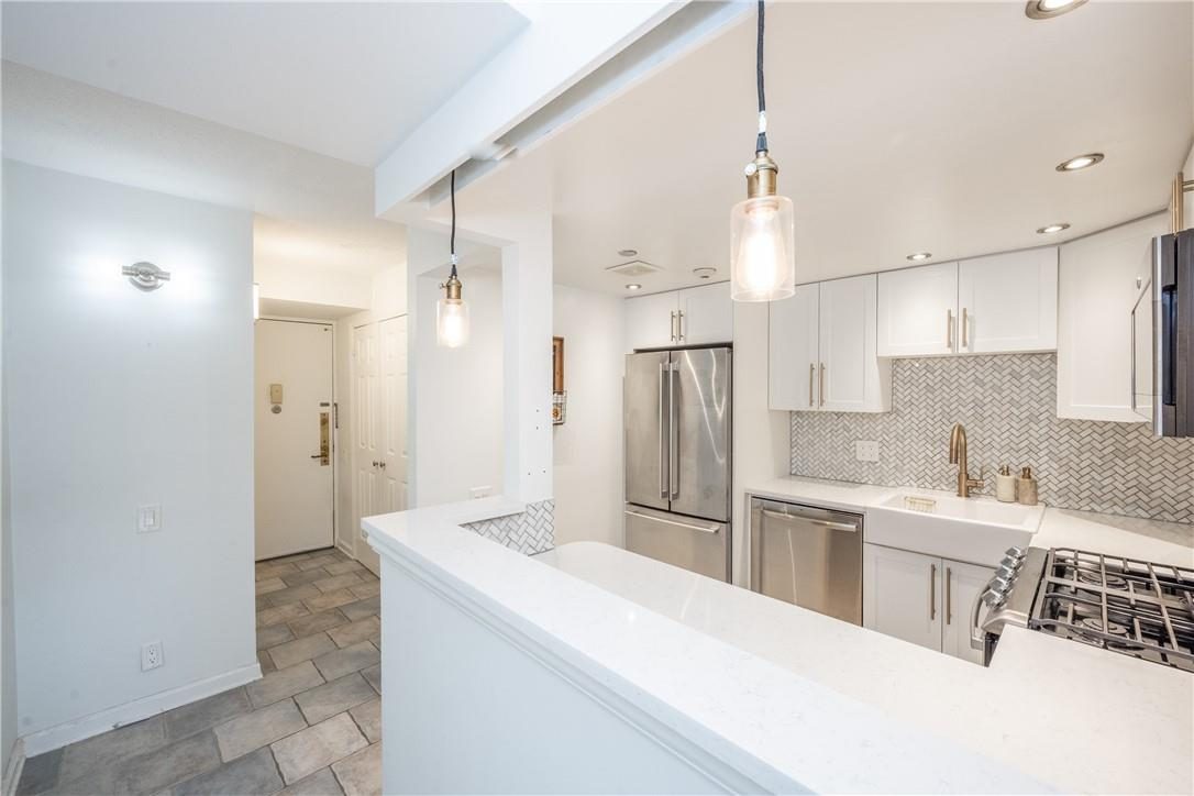 23 Water Grant Street, Unit 4O — photo 3