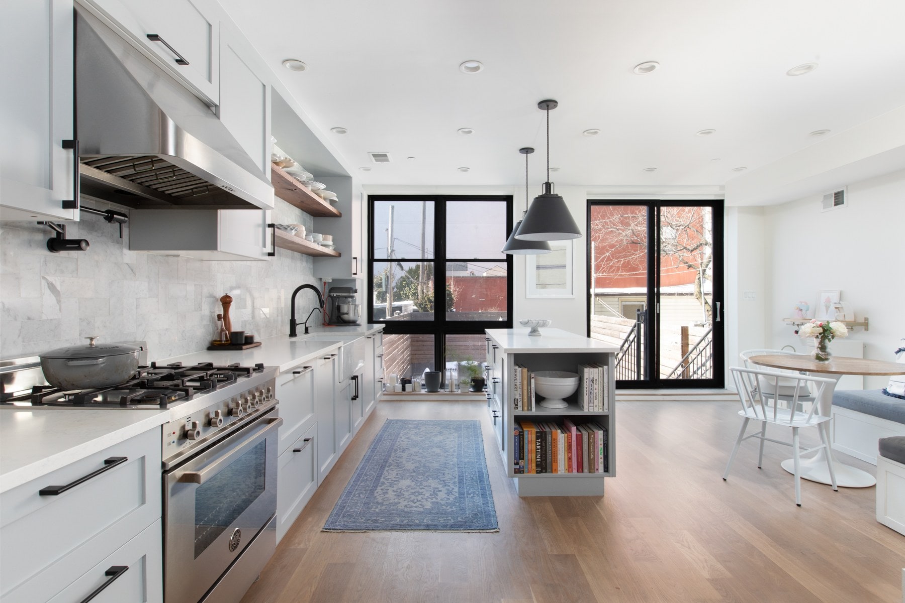 546 Clinton Street, Unit 1 — photo 2
